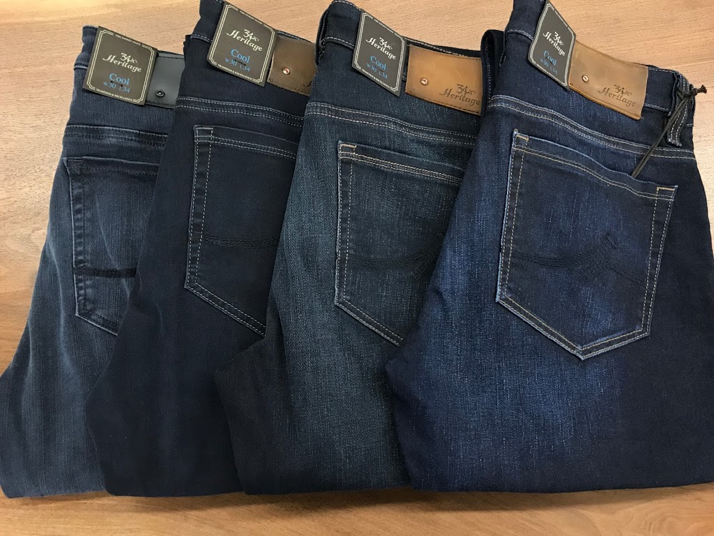 Murrays Clothing & Footwear | 95 Peel St, New Hamburg, ON N3A 1E7, Canada | Phone: (519) 662-3000