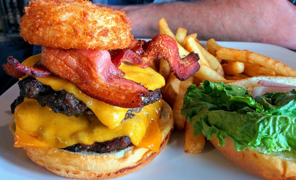 PUMPJACKS Saloon & Steakhouse | 596 18 St, Weyburn, SK S4H 3B3, Canada | Phone: (306) 842-3838