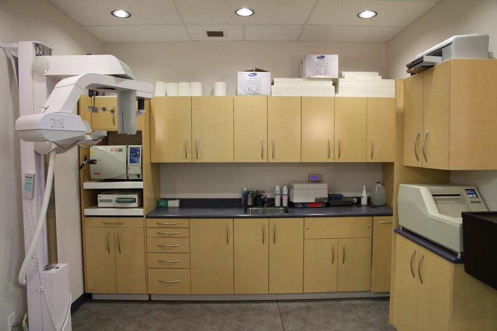 Kenaston Common Dental Centre | 1600 Kenaston Blvd, Winnipeg, MB R3P 0Y4, Canada | Phone: (204) 487-6453
