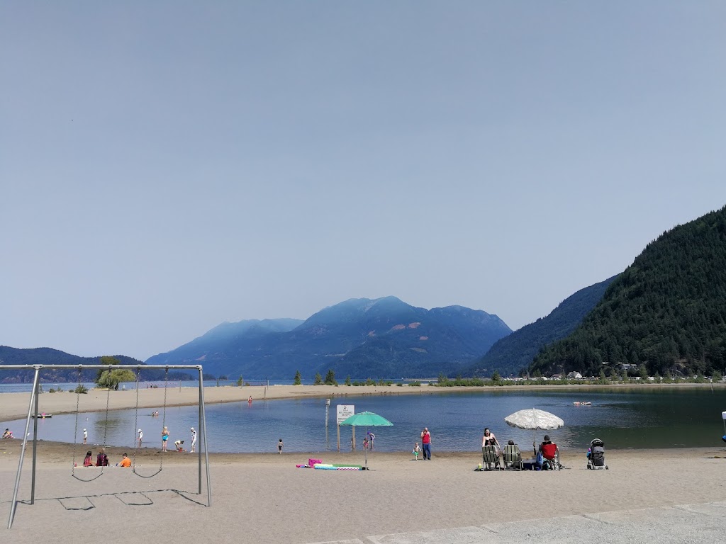 Harrison Hot Springs Mineral Pool | 101 Hot Springs Rd, Harrison Hot Springs, BC V0M 1K0, Canada | Phone: (604) 796-2244