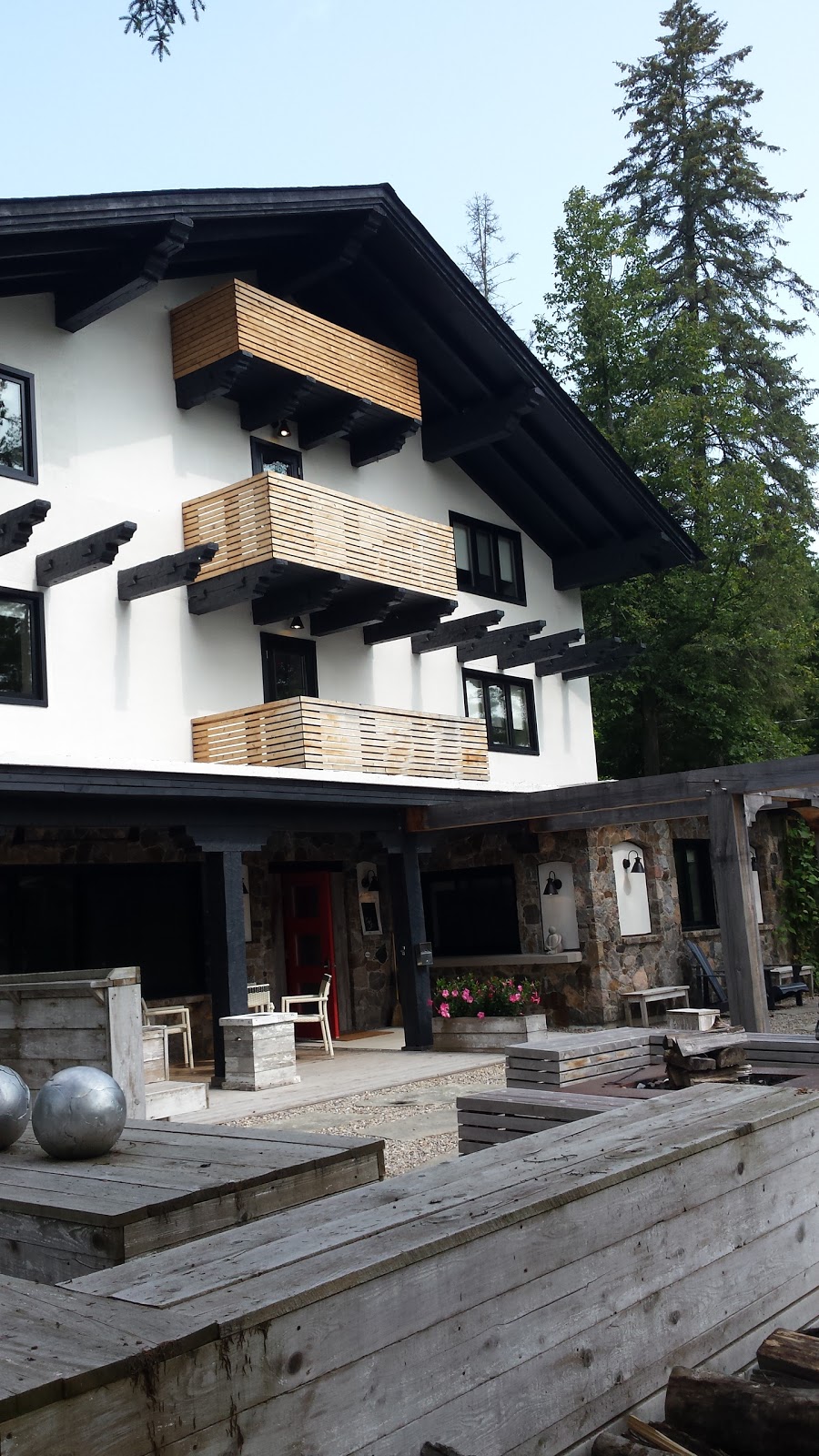 The Wakefield Grand | 911 Chemin Riverside, Wakefield, QC J0X 3G0, Canada