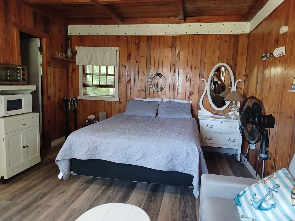 Smiths Cove Cottages | 234 Evangeline Trail, Smiths Cove, NS B0S 1S0, Canada | Phone: (902) 340-2683