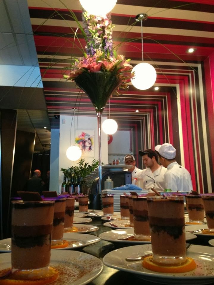 Kazumi Sushi Lounge | 6394 Rue Sherbrooke E, Montréal, QC H1N 3P6, Canada | Phone: (438) 380-9898