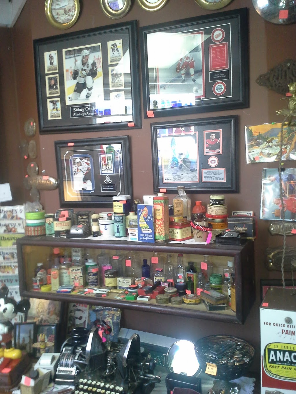 Fergies Antiques and Collectables | 105 Saskatchewan Ave, Outlook, SK S0L 2N0, Canada | Phone: (306) 867-9925