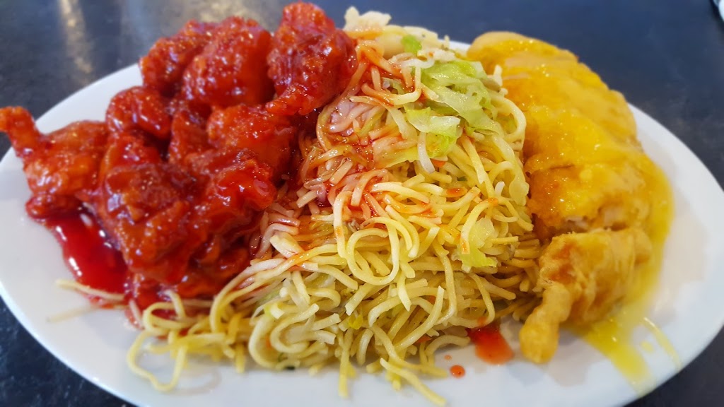 Fork N Chopstix | 9292 200 St, Langley City, BC V1M 3A6, Canada | Phone: (604) 881-1333