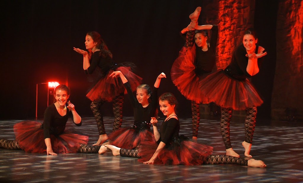 Art Scene Danse | 740 Rue Pontbriand, Repentigny, QC J6A 8E1, Canada | Phone: (450) 582-0829