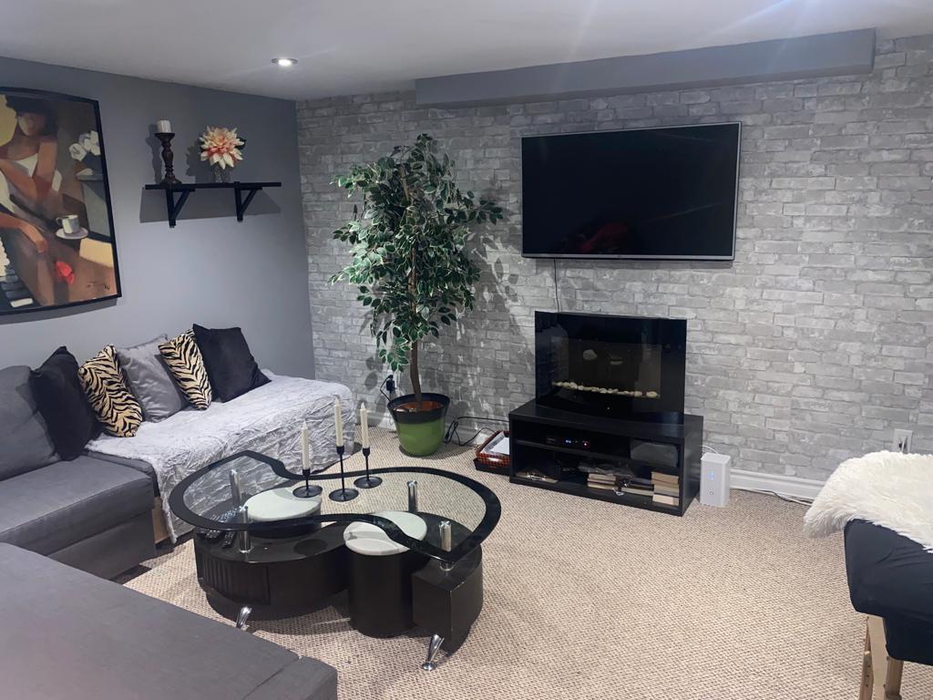 Embraced by desire | 120 Falconer Dr, Mississauga, ON L5N 2K8, Canada | Phone: (416) 219-5354