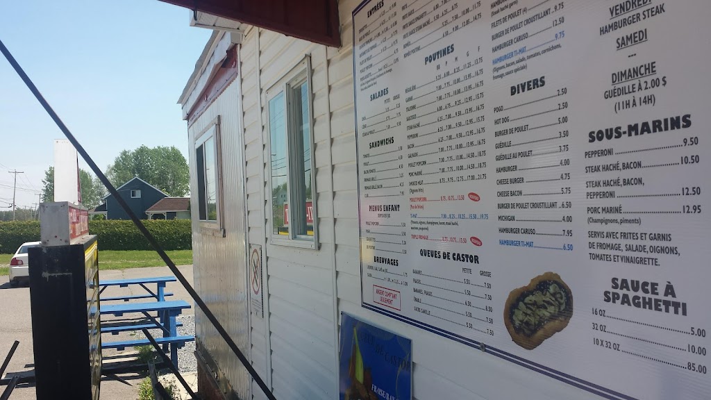 Casse Croute Chez Ti-Mat | 415 Rue Principale, Pohénégamook, QC G0L 1J0, Canada | Phone: (418) 893-1111