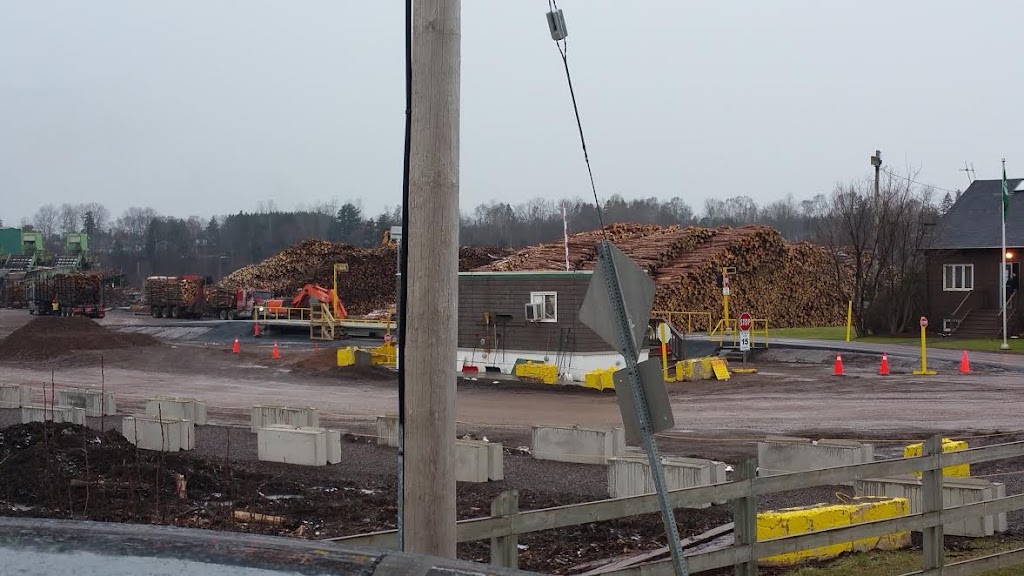 JD Irving Sawmill - Sproule Lumber | 529 Valleydale Rd, Valley, NS B6L 2Y2, Canada | Phone: (902) 895-4451