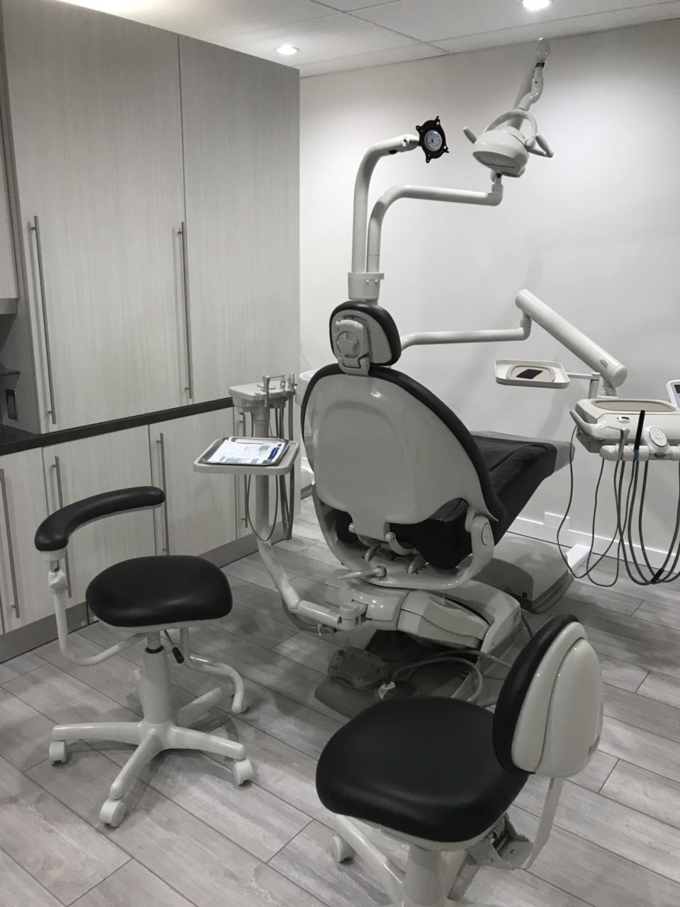 Your Dental | 4085 Oak St, Vancouver, BC V6H 1Z3, Canada | Phone: (604) 739-3866
