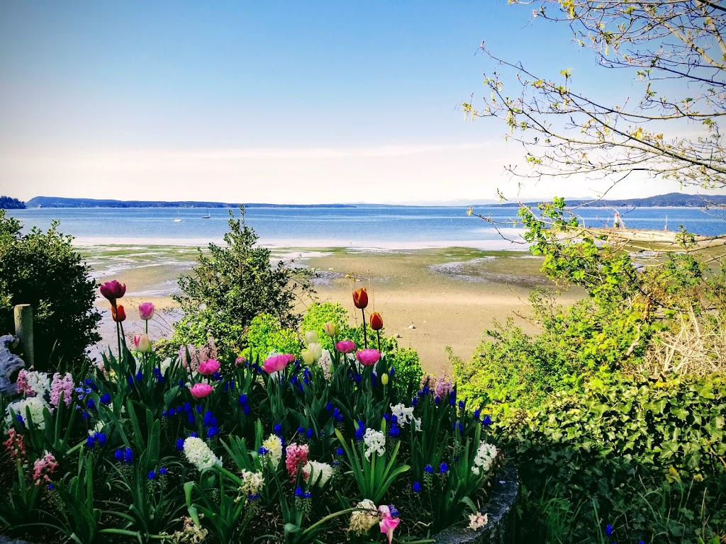 Kinsmen Beach Park | Pine St, Chemainus, BC V0R 1K1, Canada | Phone: (250) 746-3100