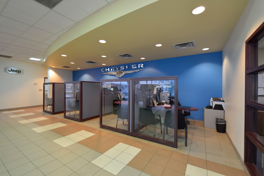 Brennans Dixie Chrysler | 8050 Dixie Rd, Brampton, ON L6T 4W6, Canada | Phone: (905) 452-1000