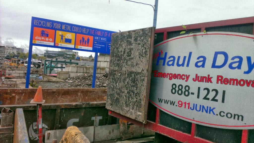 Haul a Day Junk Removal Victoria BC | 1645 Ryan St, Victoria, BC V8R 2X5, Canada | Phone: (250) 888-1221