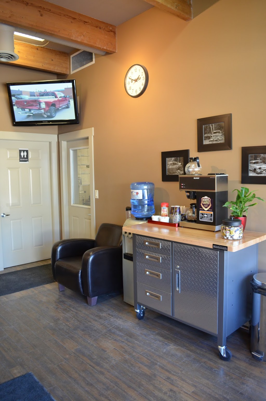 CSN Franks Autobody Repair | 1800 Kalamalka Lake Rd, Vernon, BC V1T 6V5, Canada | Phone: (250) 545-6906