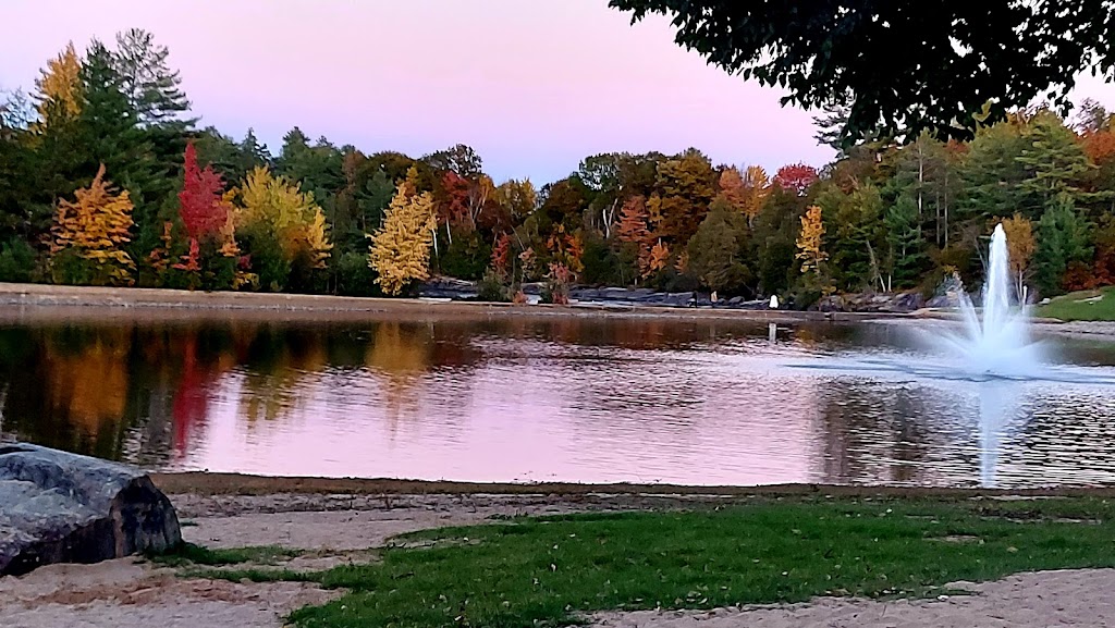 Petawawa Centennial Park | 18 Park Dr, Petawawa, ON K8H 2E1, Canada | Phone: (613) 687-5743