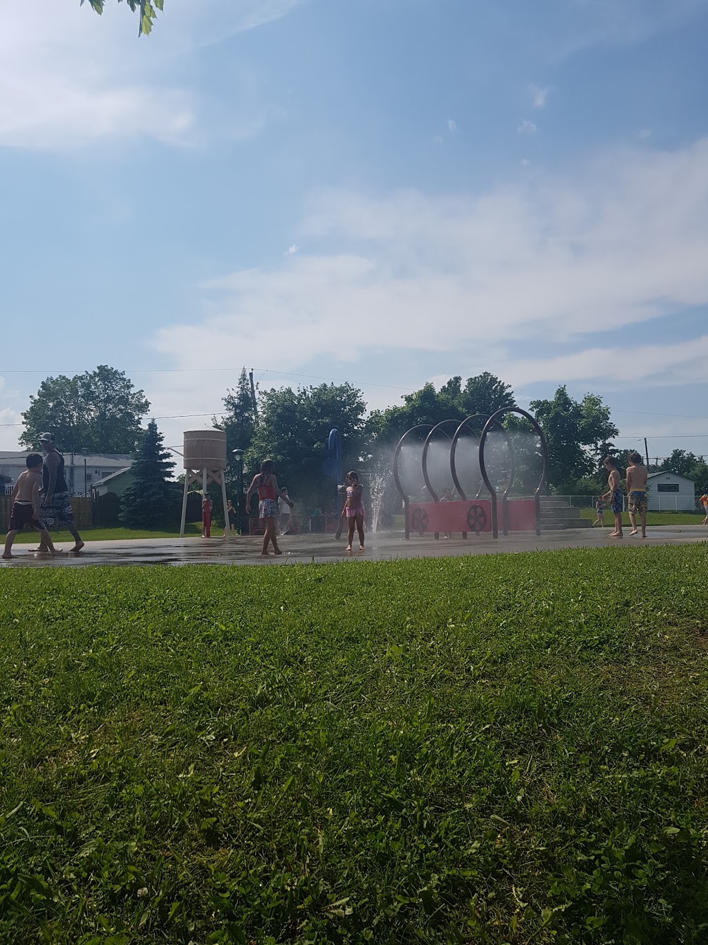 Parc Gilles-Maisonneuve | 1100 Rue Yvon Pichette, Gatineau, QC J8M 1T3, Canada | Phone: (866) 299-2002