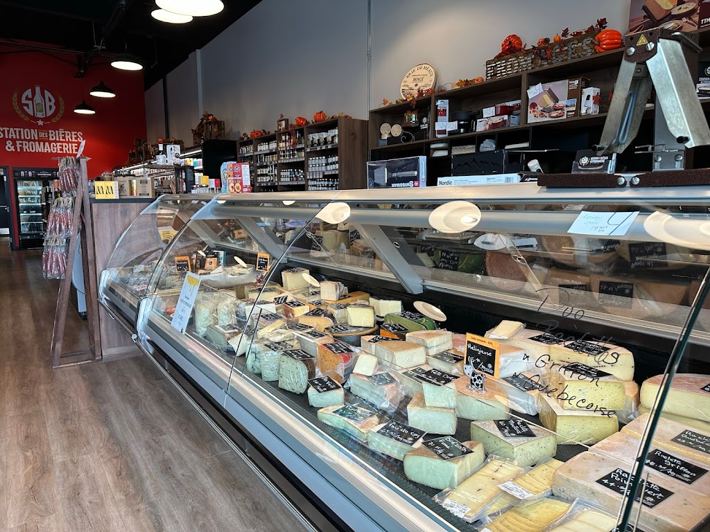 Yannick Fromagerie Blainville | 1471 Bd Michèle-Bohec Local 103, Blainville, QC J7C 5L4, Canada | Phone: (450) 419-9888
