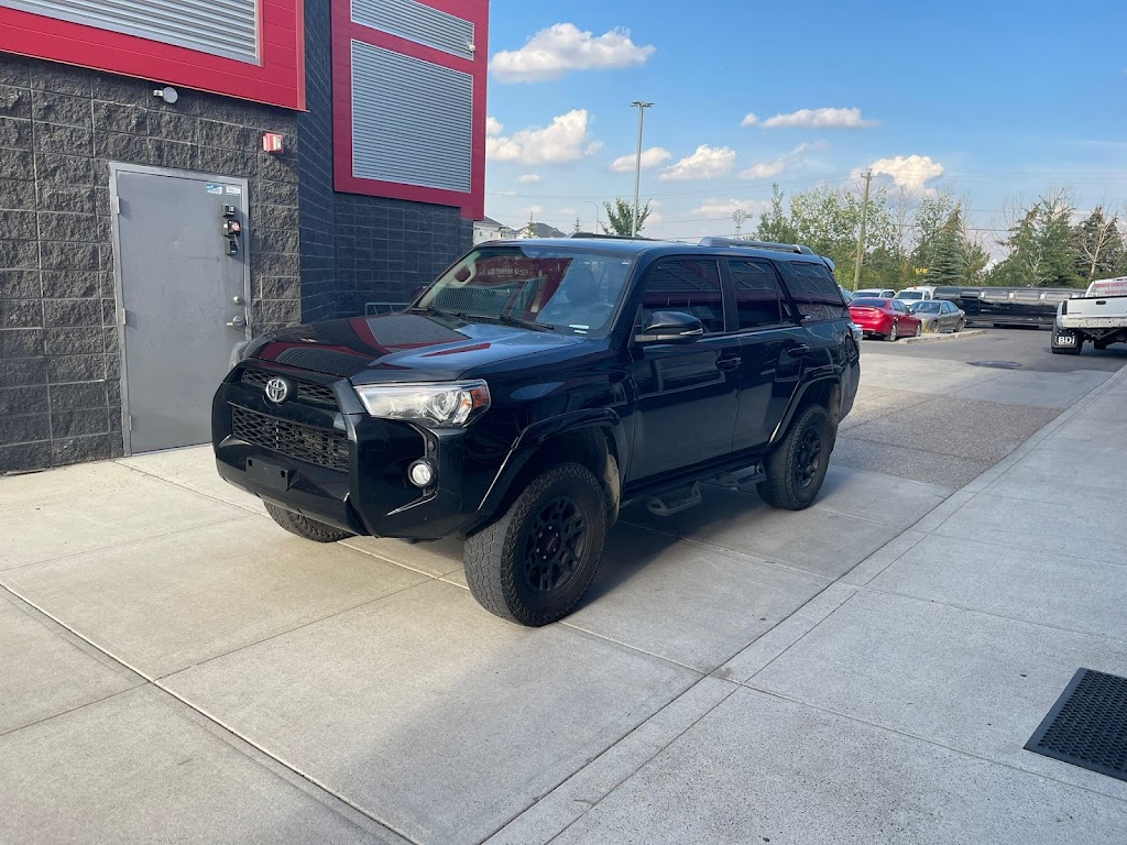 Calgary Truck | 1807 60 St SE #145, Calgary, AB T2B 0M5, Canada | Phone: (403) 975-0625