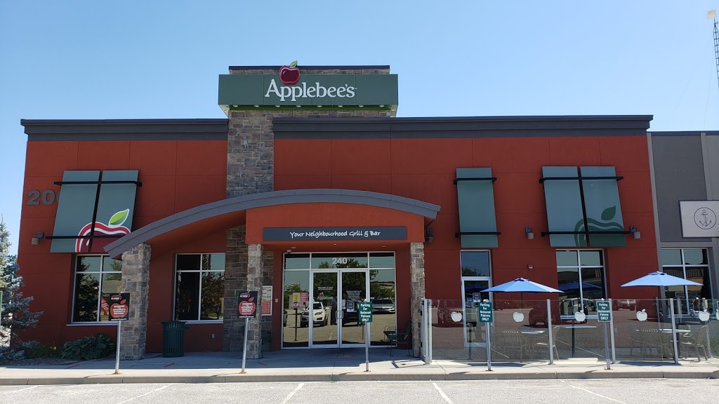 Applebees | 2187, 240 Huron Church Rd #240, Windsor, ON N9C 2L8, Canada | Phone: (519) 972-3000