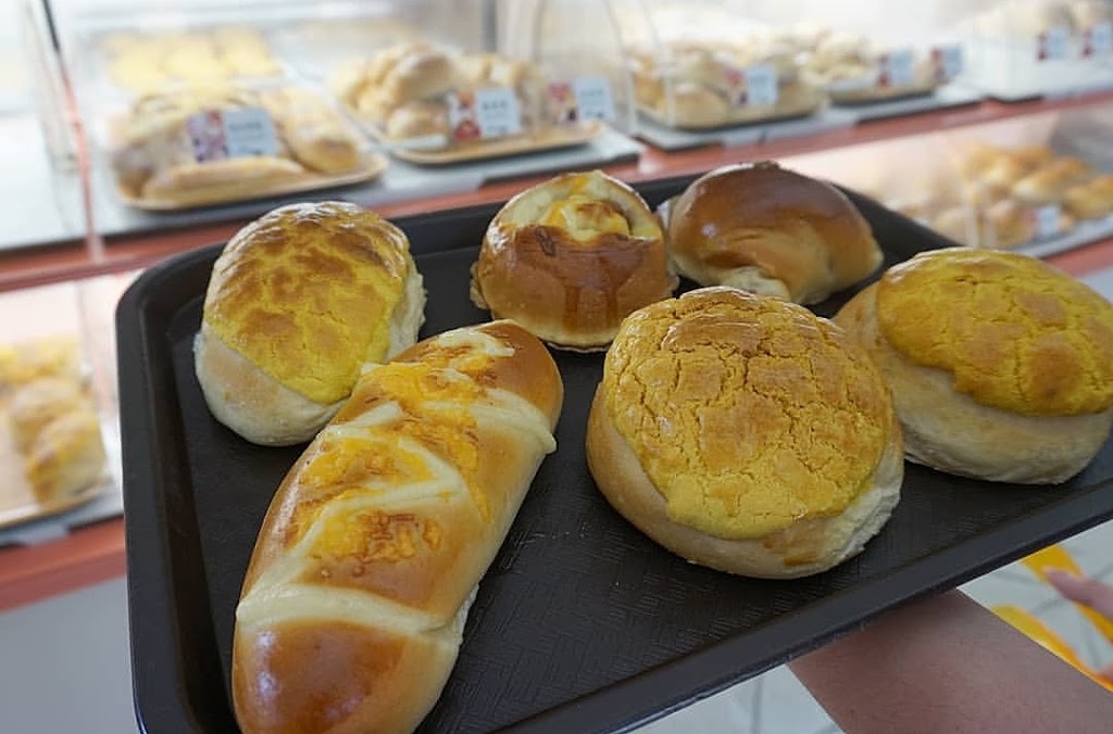 Everbest Bakery | 1571 Sandhurst Cir, Scarborough, ON M1V 1V2, Canada | Phone: (416) 609-3627