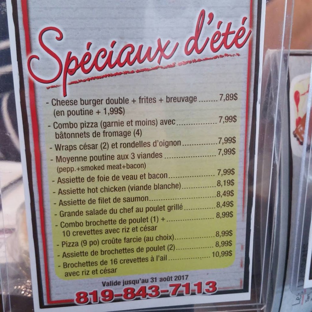 Restaurant La Falaise dOrford | 2699 Rue Sherbrooke, Magog, QC J1X 4E9, Canada | Phone: (819) 843-7113