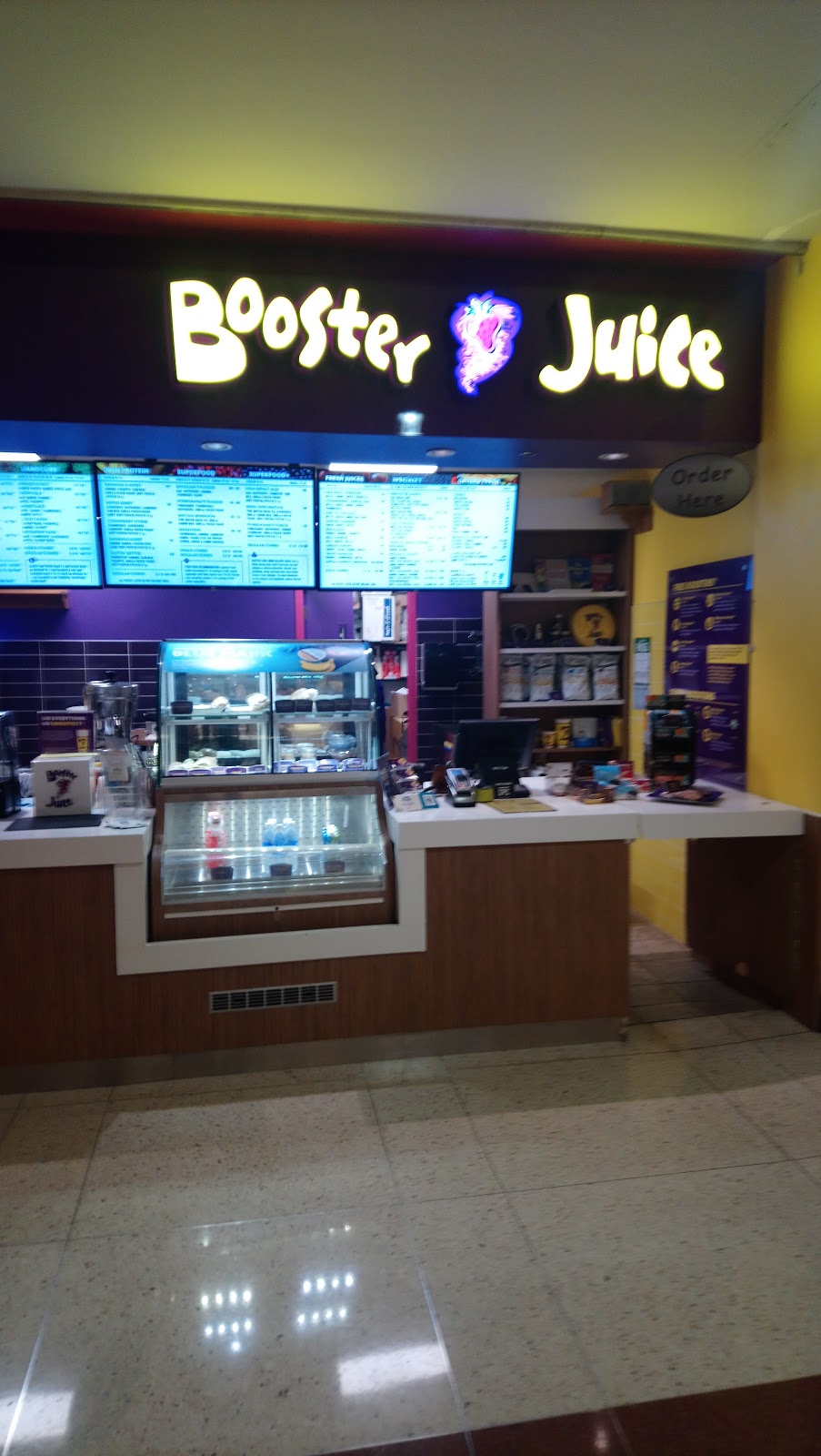 Booster Juice | 200 Wellington St W Unit #380, Toronto, ON M5V 3C7, Canada | Phone: (416) 591-2227