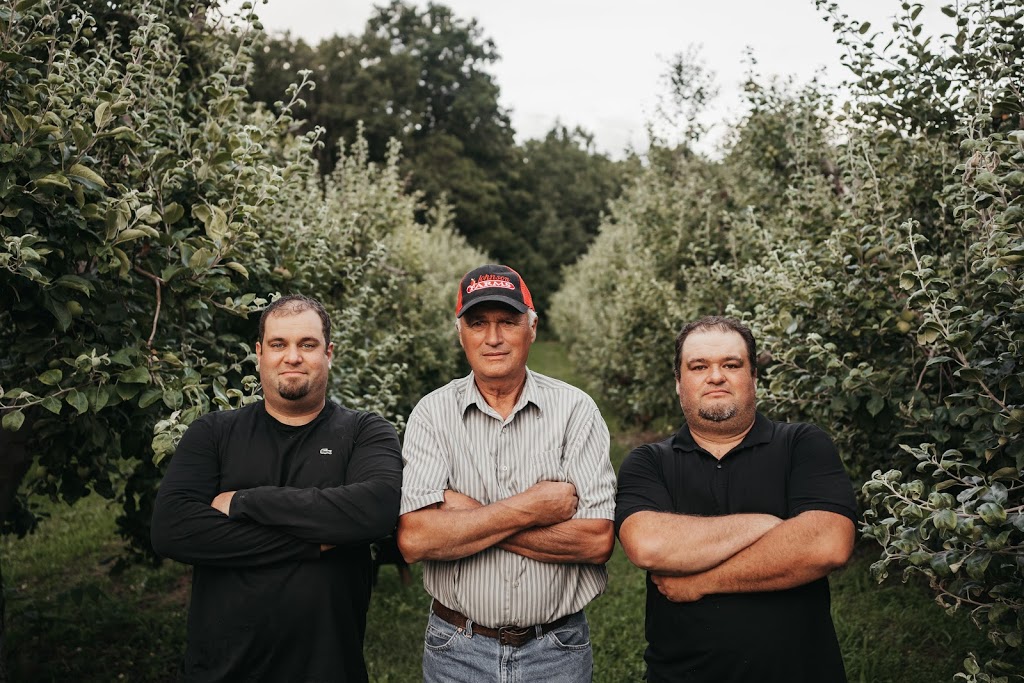 Johnson Farms | 878 Foss Rd, Fenwick, ON L0S 1C0, Canada | Phone: (905) 341-3276