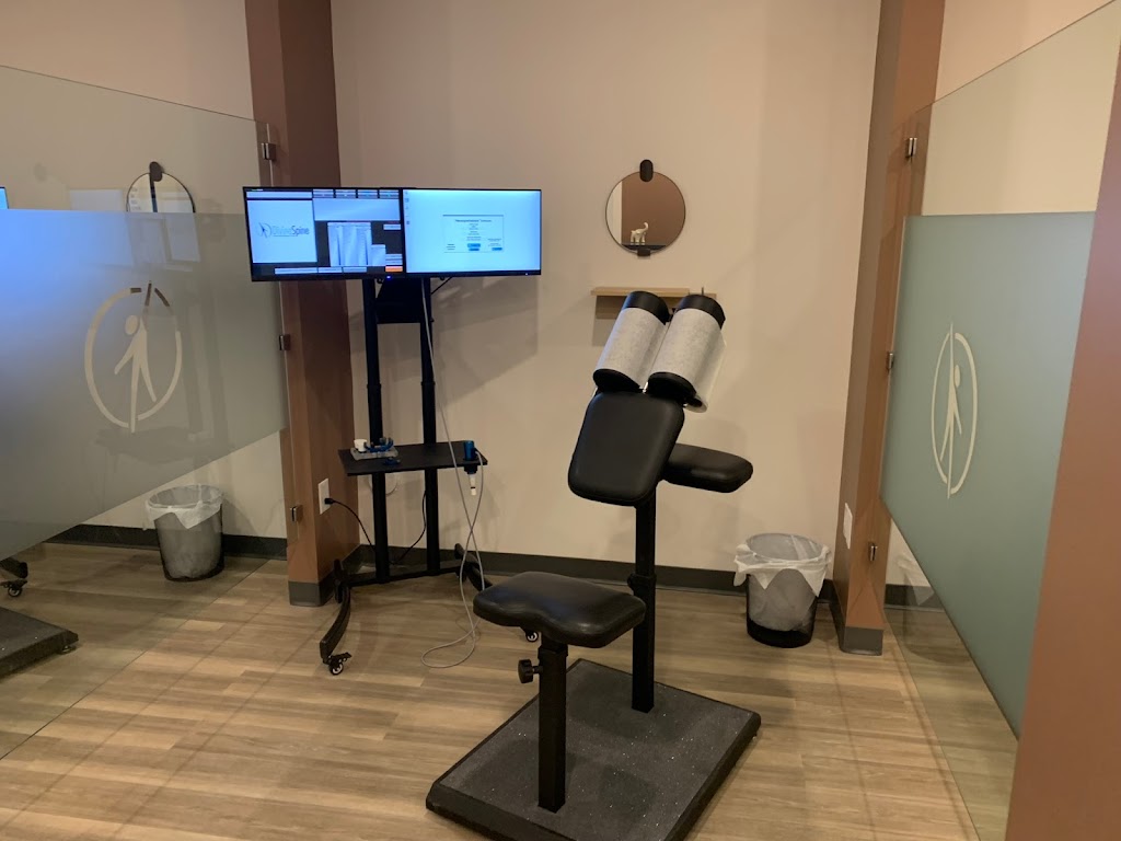 Divine Spine Burlington | 3247 Appleby Ln #11, Burlington, ON L7L 2X9, Canada | Phone: (289) 812-2434