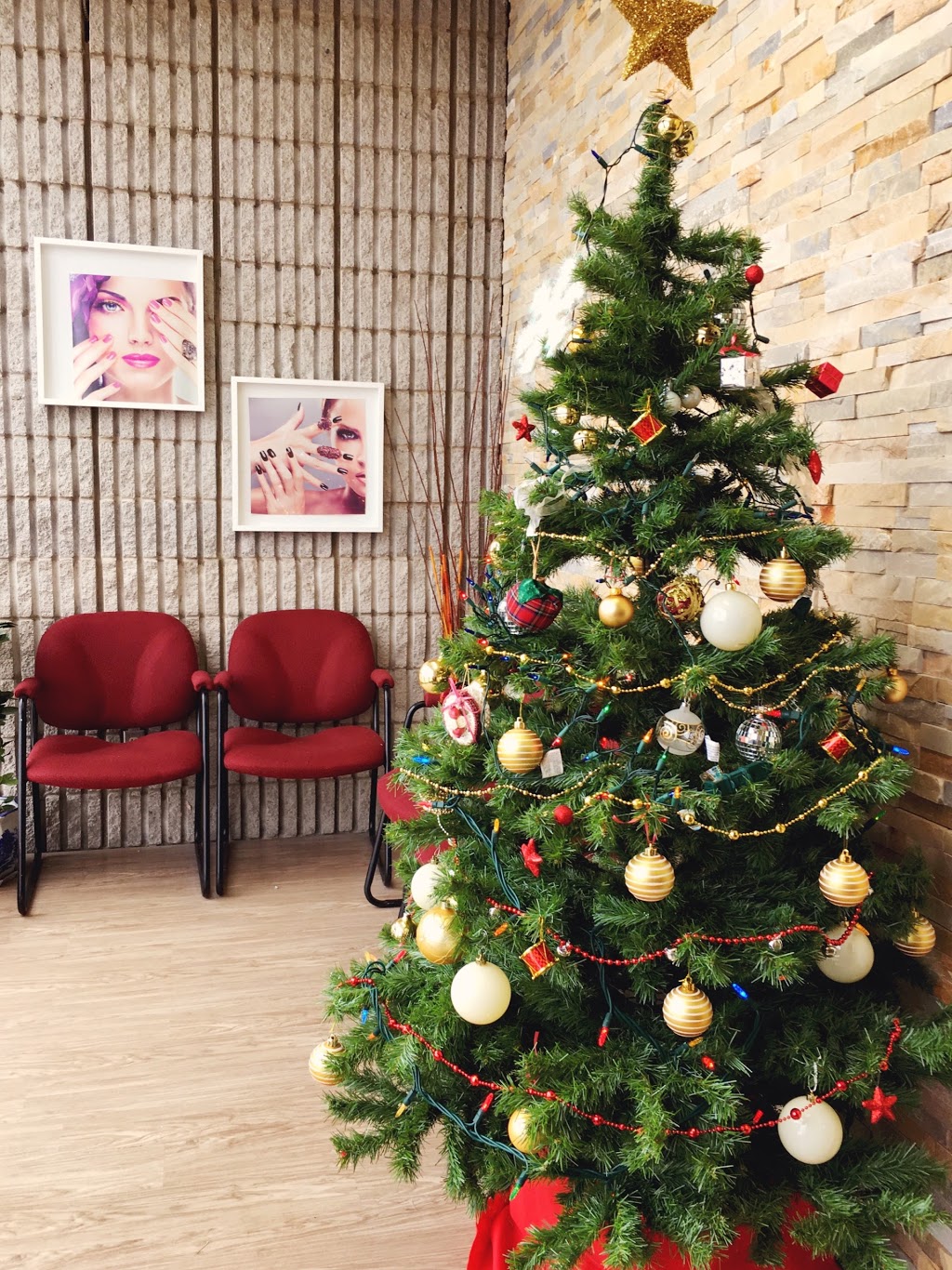 Bong Nails & Spa | 249 St Catharines St #7b, Smithville, ON L0R 2A0, Canada | Phone: (905) 957-9997