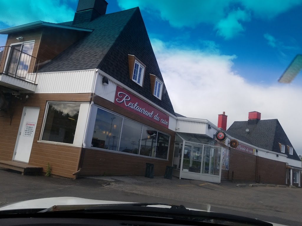 Marché du coin | 2922 Bd du Saguenay, Jonquière, QC G7S 2H1, Canada | Phone: (418) 548-6724