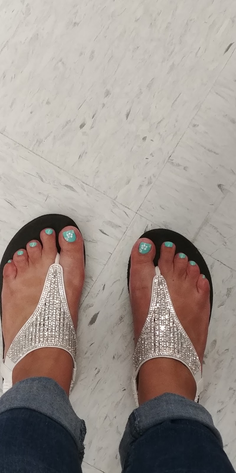GIOIA Beauty Bar & Spa | Nice One Nails | 3582 Major MacKenzie Dr W, Maple, ON L6A 1S1, Canada | Phone: (905) 553-5155