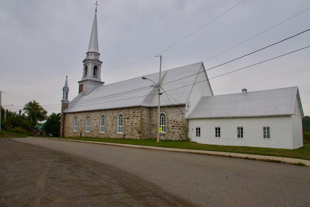 Église catholique Saint-Simon | 34 Rue de lÉglise, Saint-Simon-de-Rimouski, QC G0L 4C0, Canada | Phone: (418) 738-2917