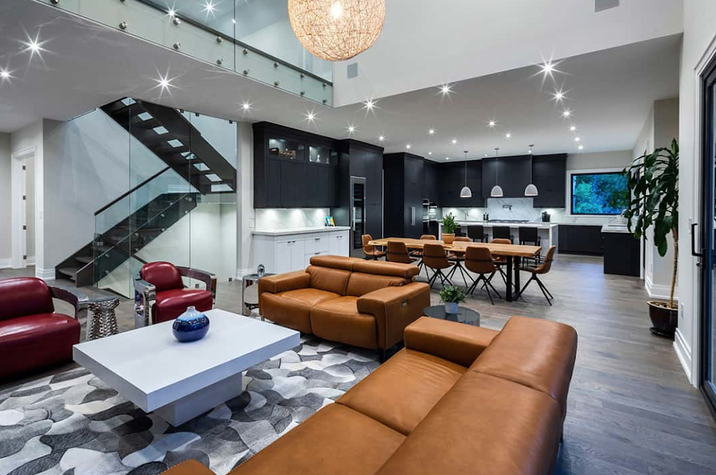 VersaCorp Homes | 482 South Service Rd E suite 104 a, Oakville, ON L6J 2X6, Canada | Phone: (647) 669-9892