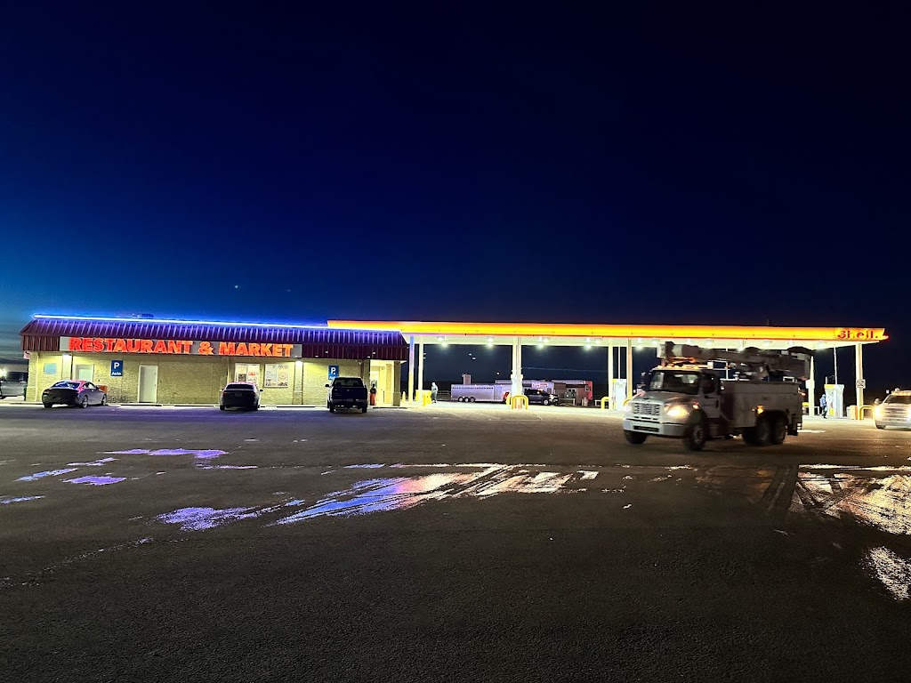 Cactus Corner Travel Centre | 13527 AB-9, Hanna, AB T0J 1P0, Canada | Phone: (403) 854-5000