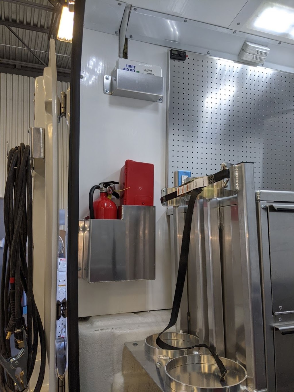 Les Industries Halrai Inc | 340 Rue Marie-Curie, Vaudreuil-Dorion, QC J7V 5V5, Canada | Phone: (450) 455-8884