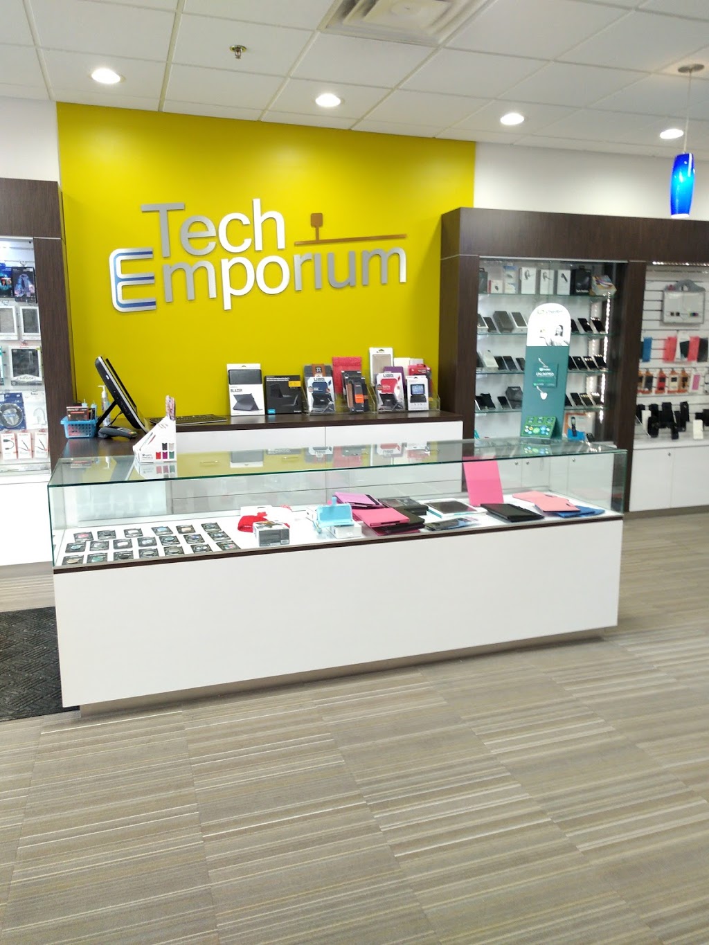 Tech Emporium | 1435 Plains Rd E #3, Burlington, ON L7R 3P9, Canada | Phone: (905) 592-1573
