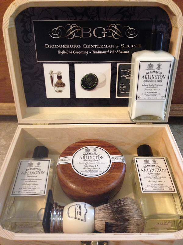 Bridgeburg Gentlemans Shoppe | 31 Jarvis St, Fort Erie, ON L2A 2S3, Canada | Phone: (289) 438-2276