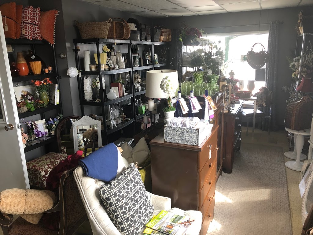 Salvage & Decor | 50 Ingersoll Rd, Woodstock, ON N4S 2P9, Canada | Phone: (226) 228-3716