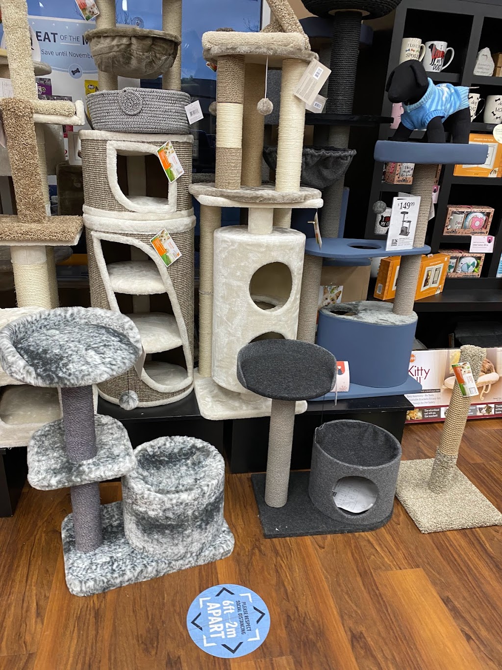 Bosleys | 2225 Guthrie Rd #2, Comox, BC V9M 4G1, Canada | Phone: (250) 339-3043