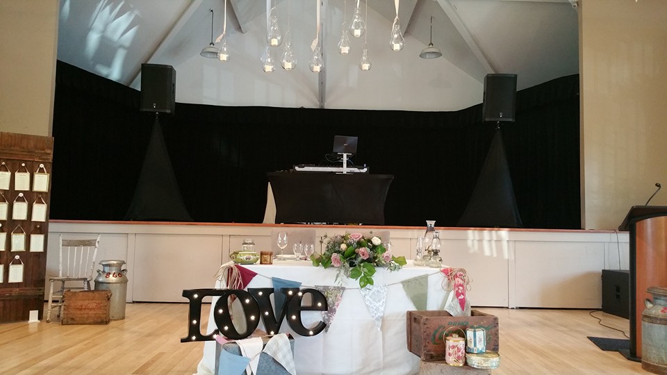 Premiere Entertainment | 801 Strasburg Rd, Kitchener, ON N2E 2H7, Canada | Phone: (519) 496-9927