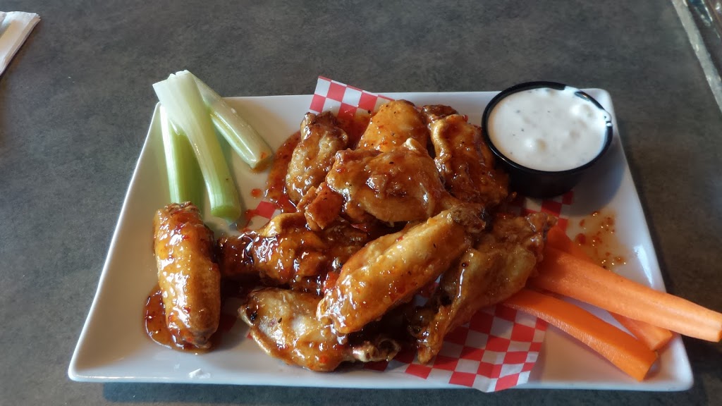 Bodiddlys Pub & Grill | 4274 137 Ave NW, Edmonton, AB T5Y 2Z2, Canada | Phone: (780) 476-1918