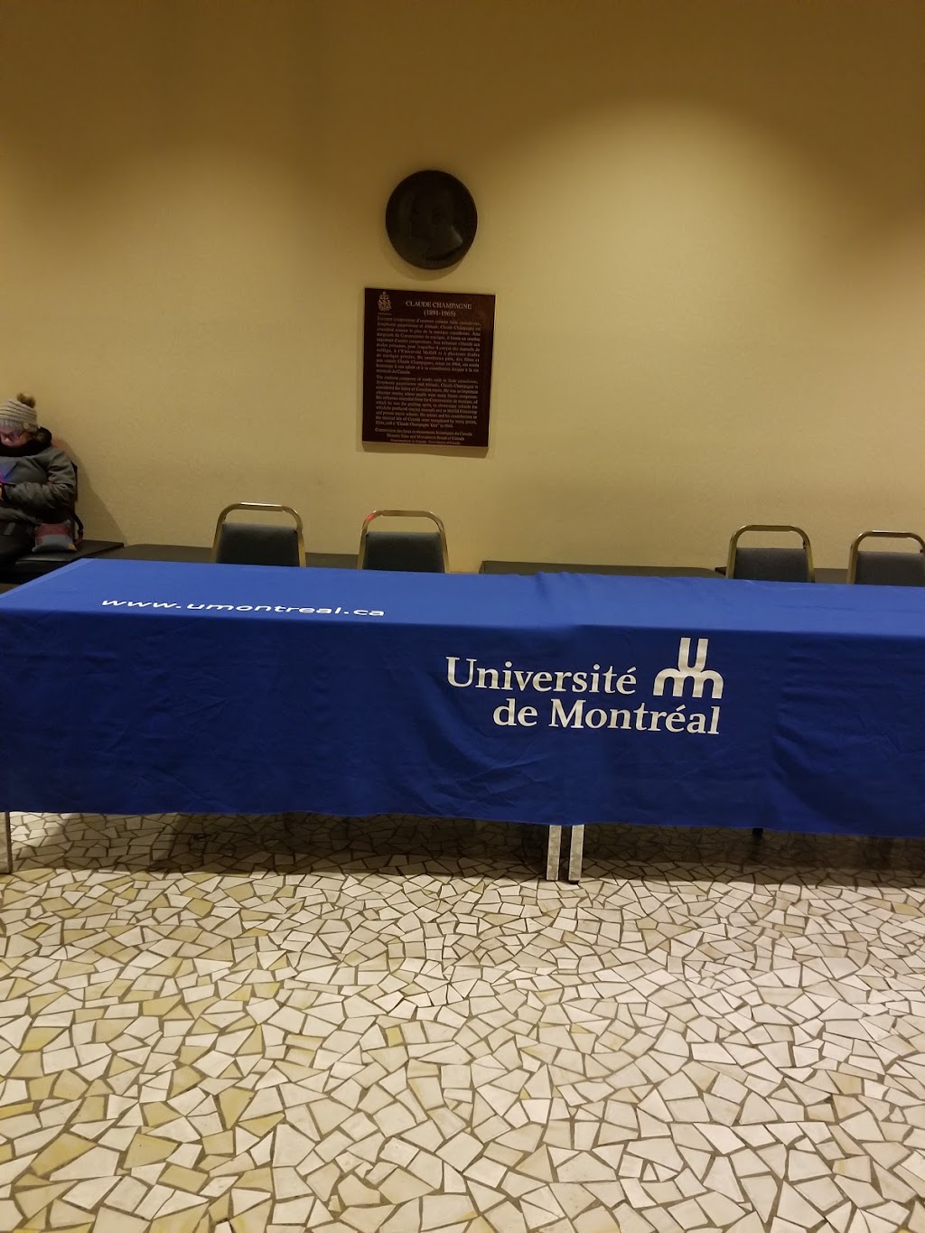 Salle Claude-Champagne | 220 Av. Vincent-DIndy, Outremont, QC H2V 2T2, Canada | Phone: (514) 343-6427