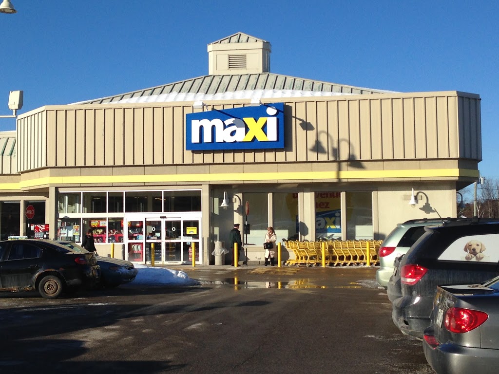 Maxi | 390 QC-117, Mont-Tremblant, QC J8E 2X3, Canada | Phone: (819) 425-3103