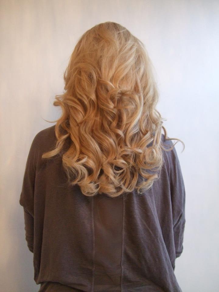 Salon D Hair Extension Boutique | 3289 Dundas St W, Toronto, ON M6P 2A5, Canada | Phone: (416) 762-2424