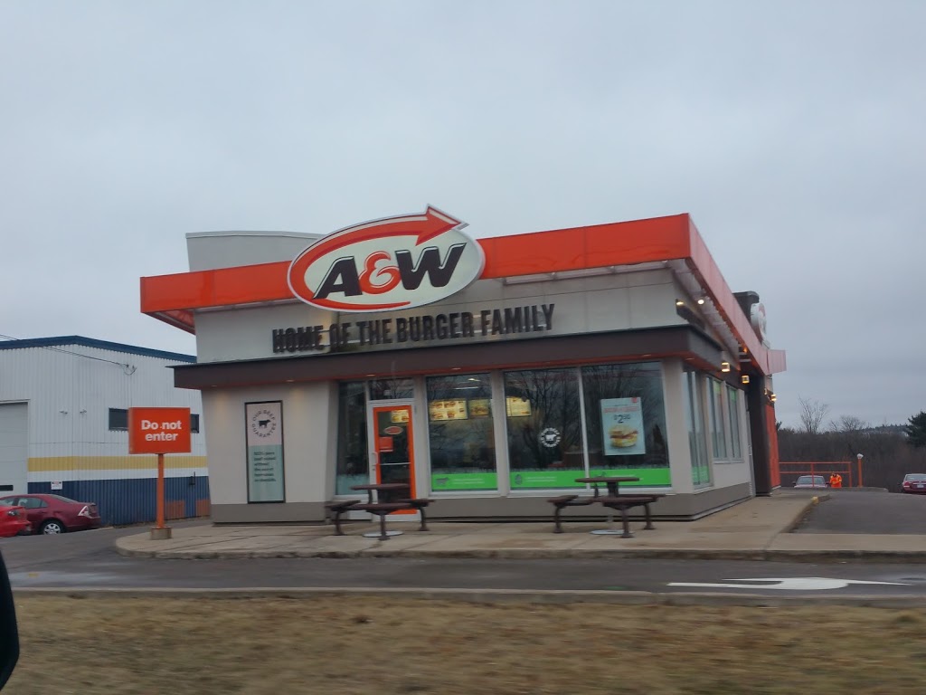 A&W Canada | 138 Robie St, Truro, NS B2N 1L1, Canada | Phone: (902) 843-3471