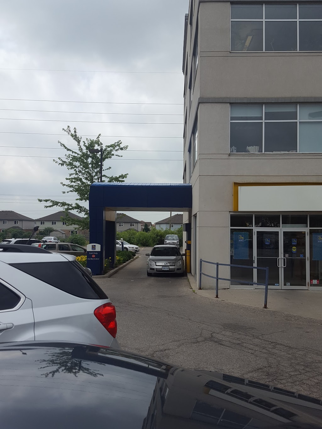 RBC Royal Bank | 715 Fischer-Hallman Rd, Kitchener, ON N2E 4E9, Canada | Phone: (519) 575-4170