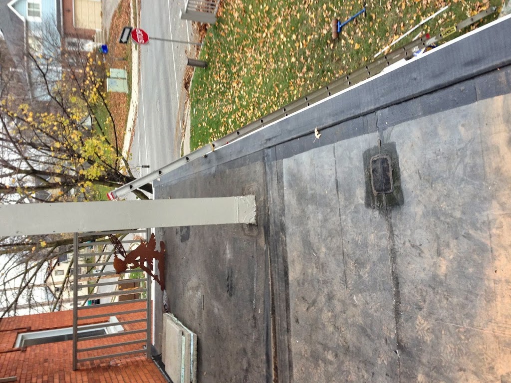 JG Flat Roofing | 229 Southwood Dr, Cambridge, ON N1S 3S6, Canada | Phone: (226) 201-3133