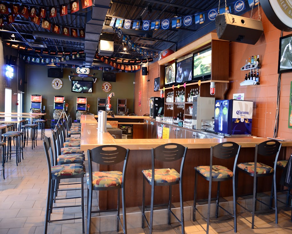 Bar Le Chatel | 9550, boul de lOrmiere, Québec, QC G2B 3Z6, Canada | Phone: (418) 840-0908