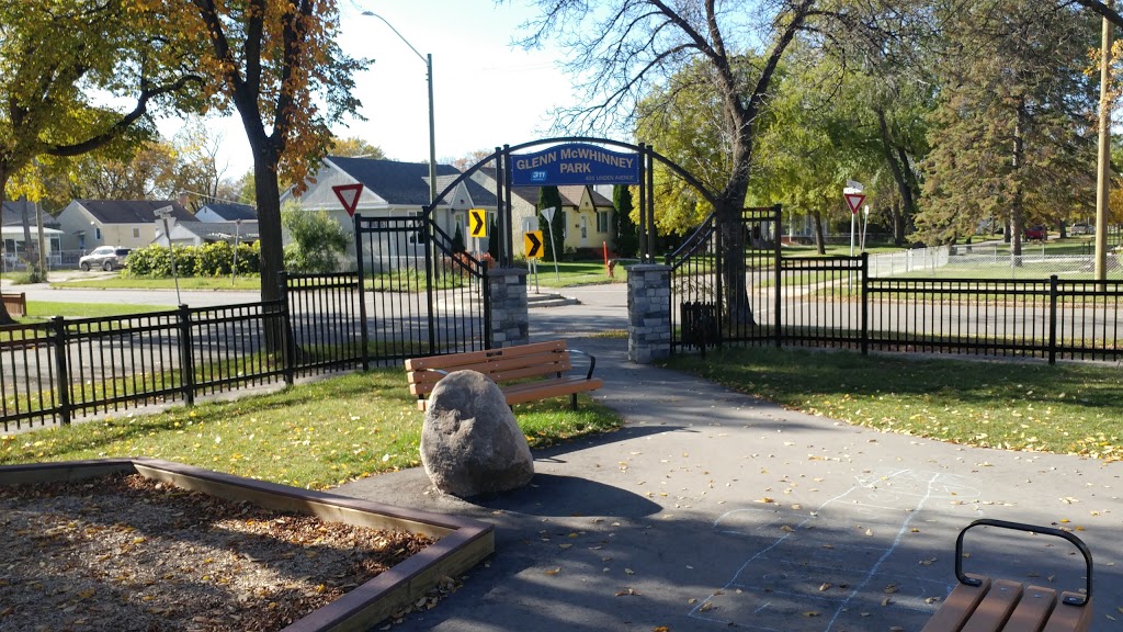 Glenn McWhinney Park | St, 401 Roch St, Winnipeg, MB R2K 0N5, Canada