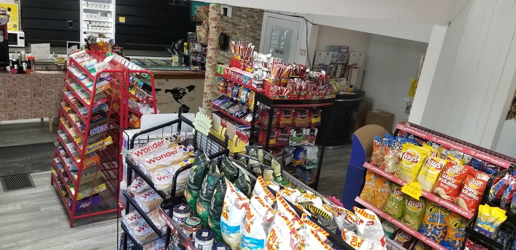 Union Grocery & Confectionary | 855 Athabasca Street East, Moose Jaw, SK S6H 0M6, Canada | Phone: (306) 692-3116